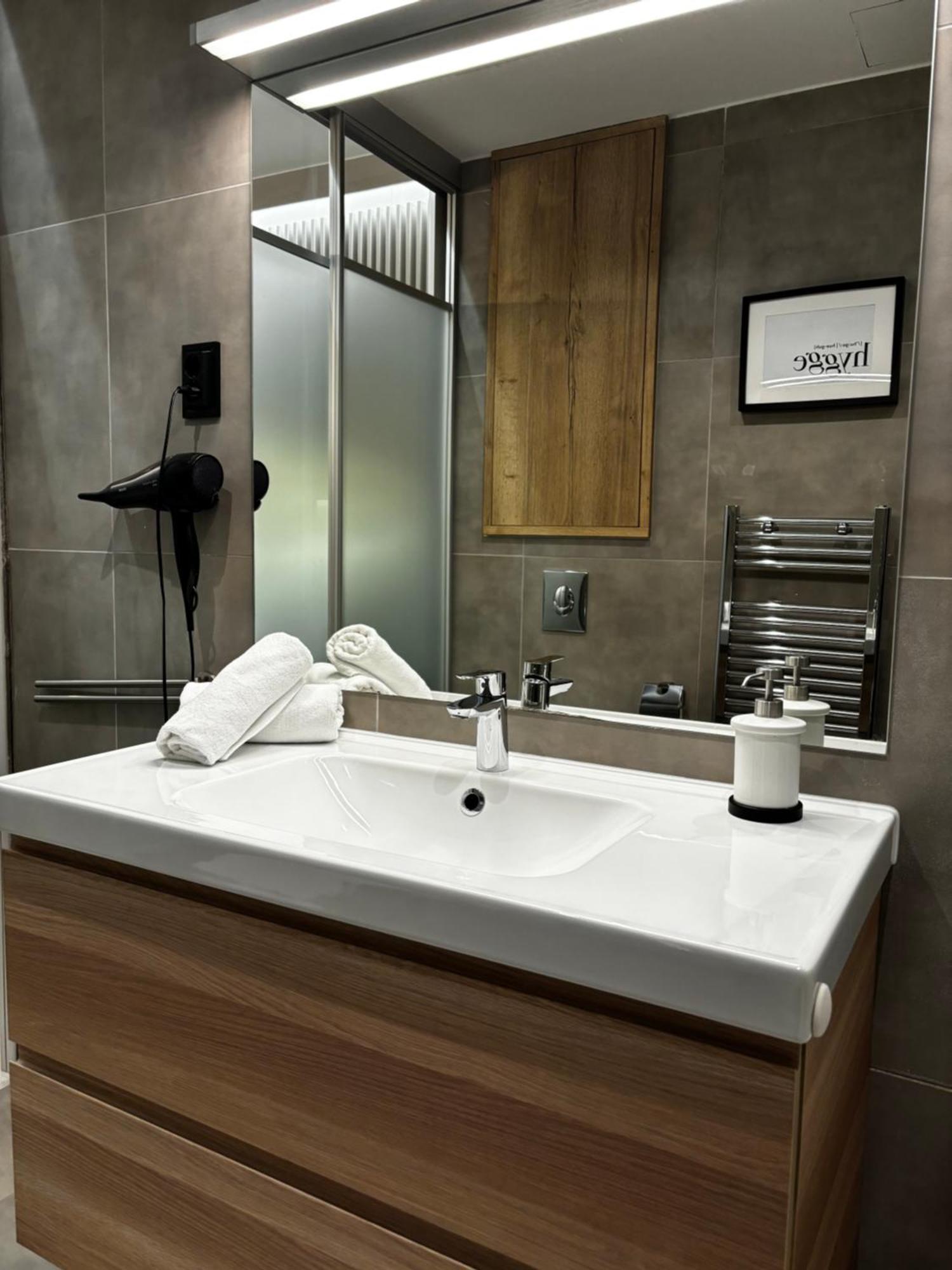 K40 Residence, With Pool On The Top! 布达佩斯 外观 照片