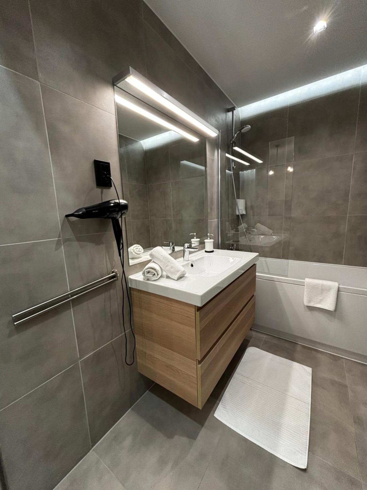 K40 Residence, With Pool On The Top! 布达佩斯 外观 照片